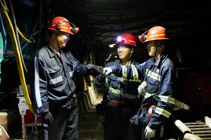 1696757272357331.png 640.png