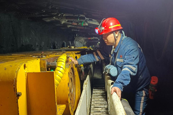 1745371075792652.jpeg b199beff-20b2-4cd4-abf9-2e93953aafb3.jpg